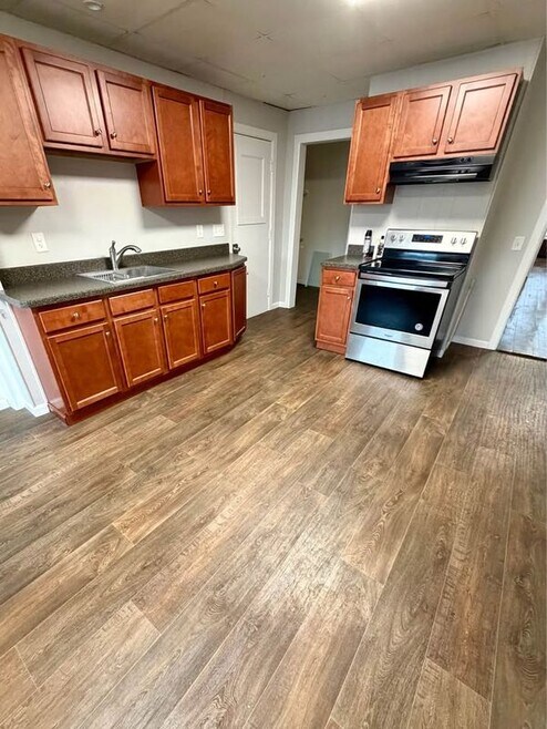 Building Photo - 324 Broadway