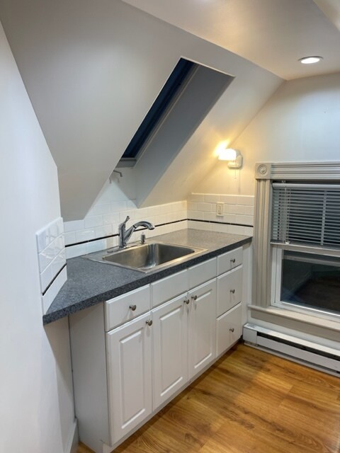 Building Photo - 109 River St