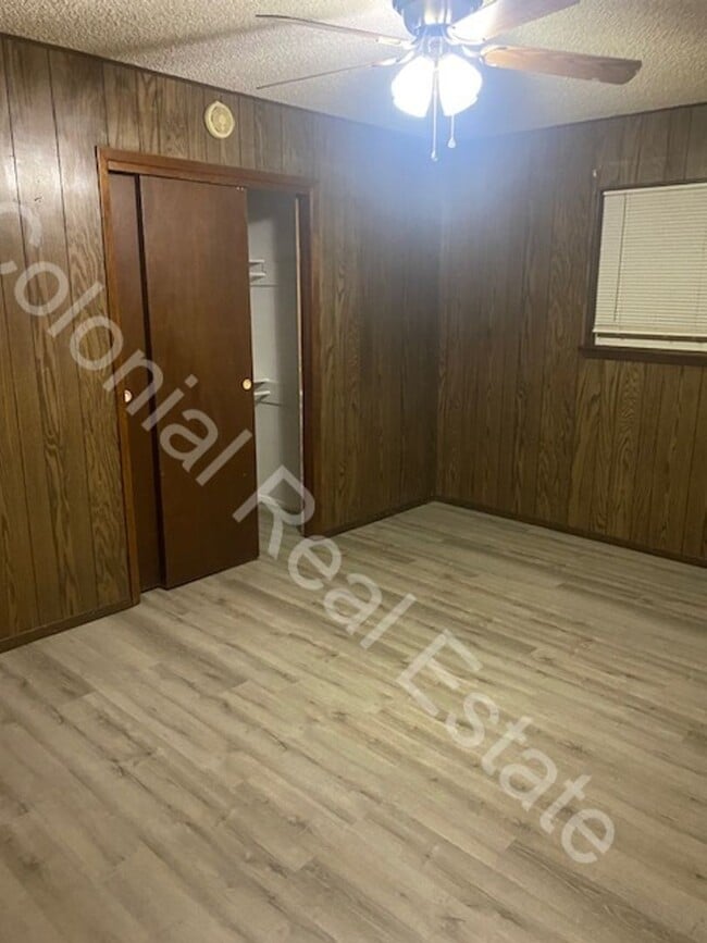 Building Photo - Cozy 3 Bedroom 2 Bath home