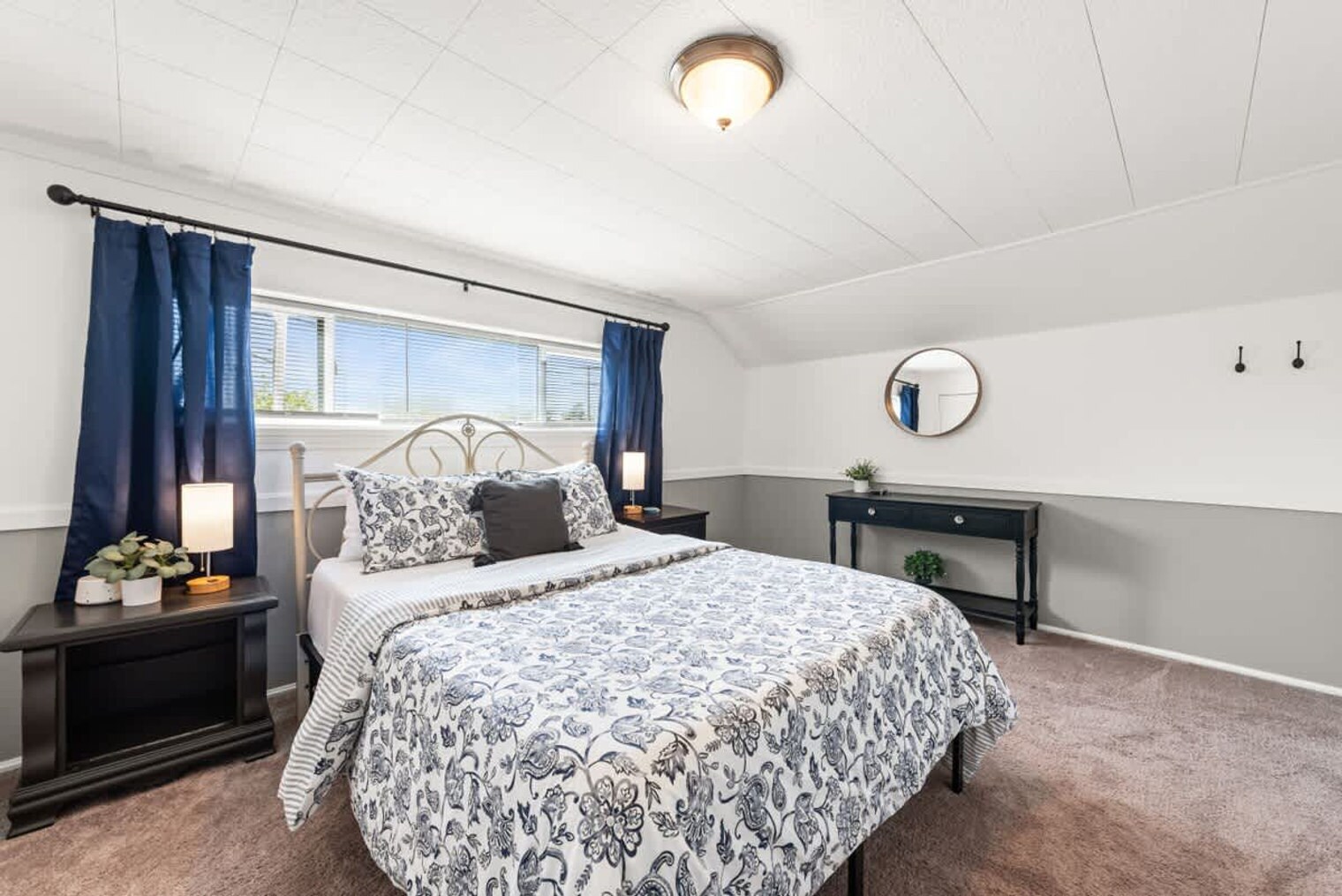 Building Photo - 3175 Rocky River Dr