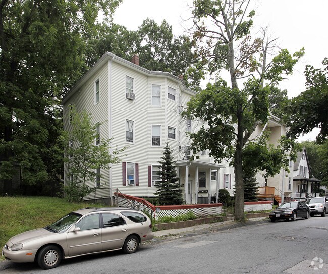 217 Dewey St 217 Dewey St Worcester MA 01610 Apartment Finder