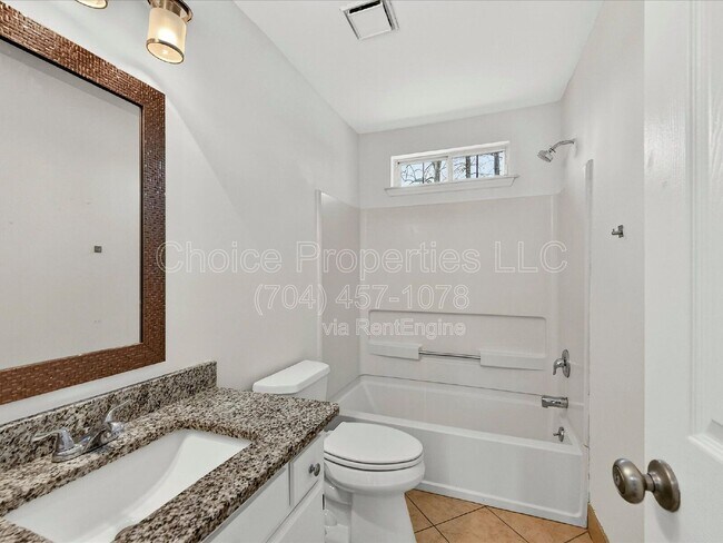 Building Photo - 8413 Red Setter Ln