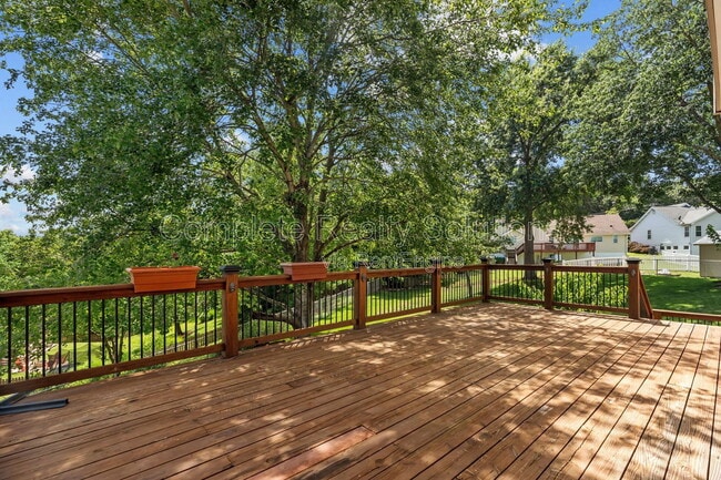 Building Photo - 16610 Green Needle Ct