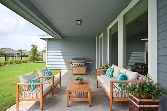 Building Photo - 33019 School Hl Rd