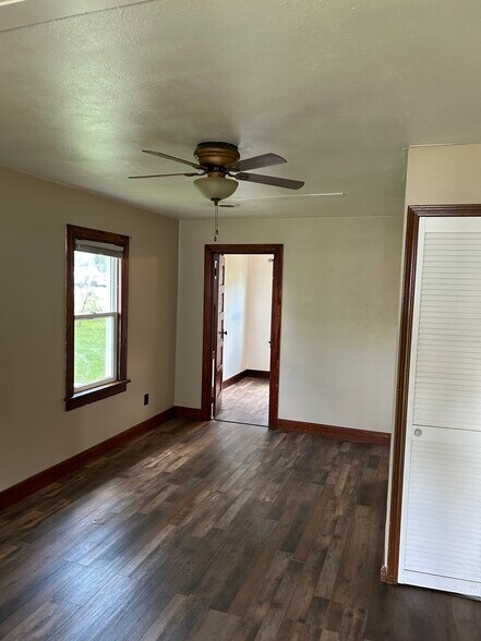 Building Photo - 352 Springfield Ave