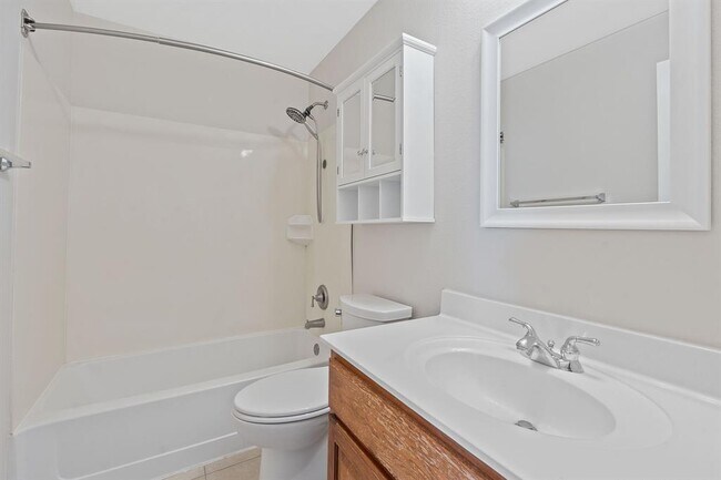 Building Photo - 2338 Brookhollow Terrace