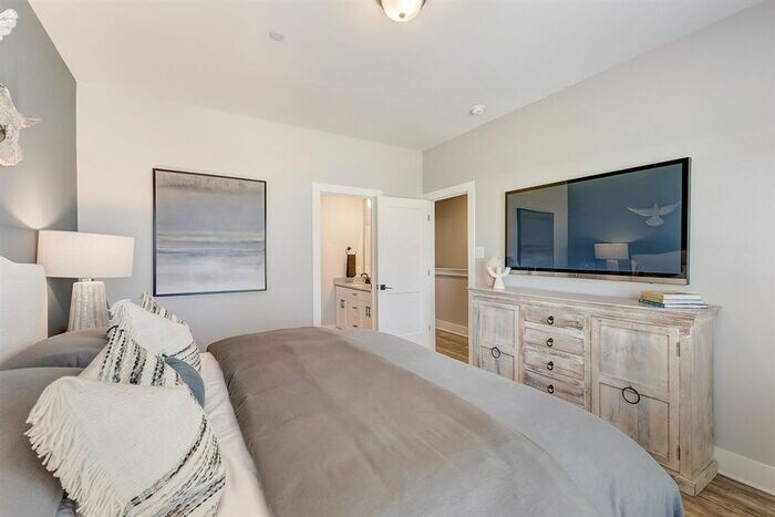 Building Photo - 4609 Tiberius Dr