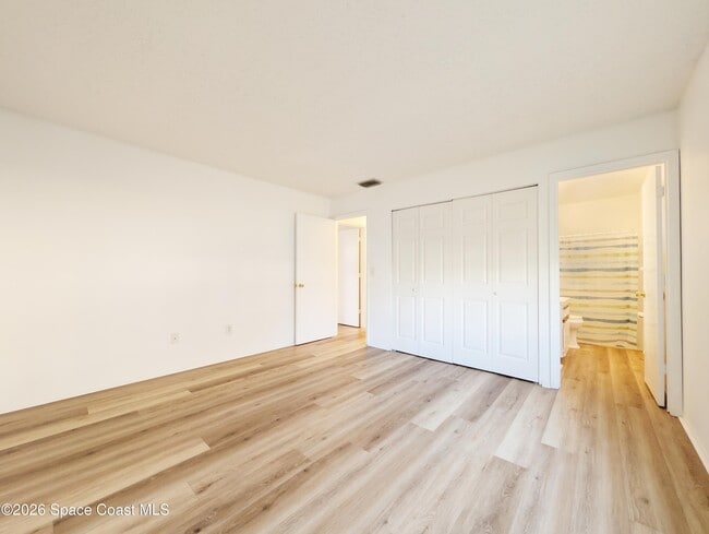 Building Photo - 6598 Bamboo Ave