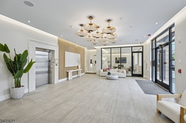 Building Photo - 1722 Springfield Ave