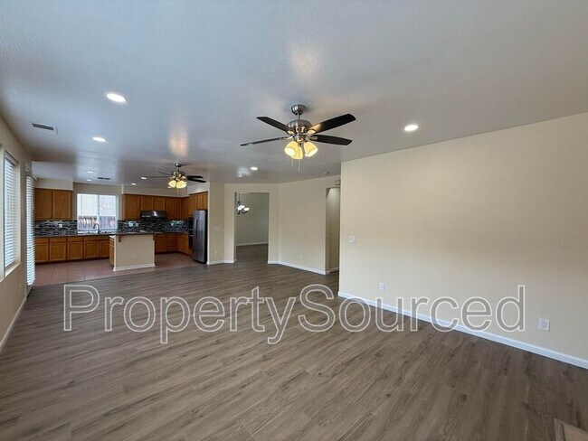 Building Photo - 1830 Persimmon Way