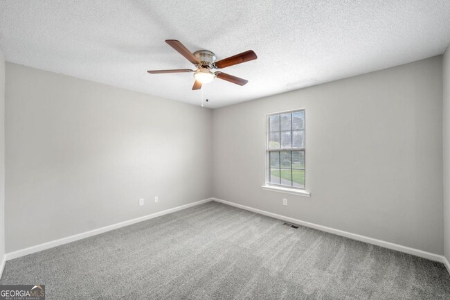 Building Photo - 112 Woodberry Ct