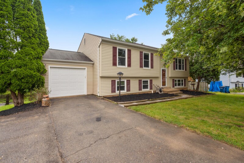 Building Photo - 13355 Jasper Ct