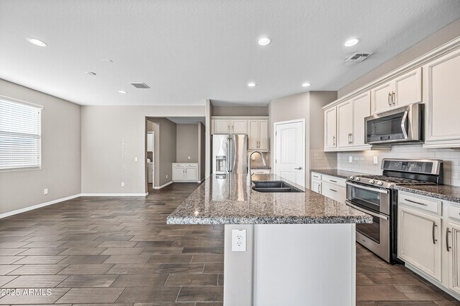 Building Photo - 2373 Farrier Way