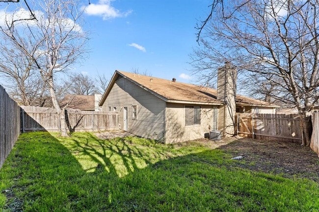 Building Photo - 14202 Sussman Ct