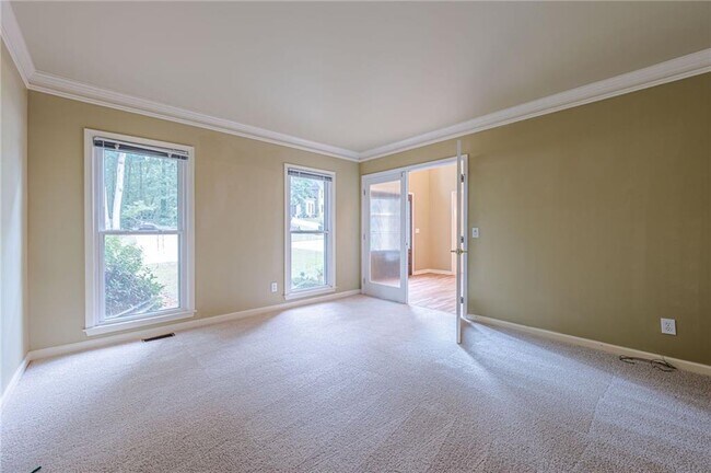Building Photo - 461 Braidwood Walk NW