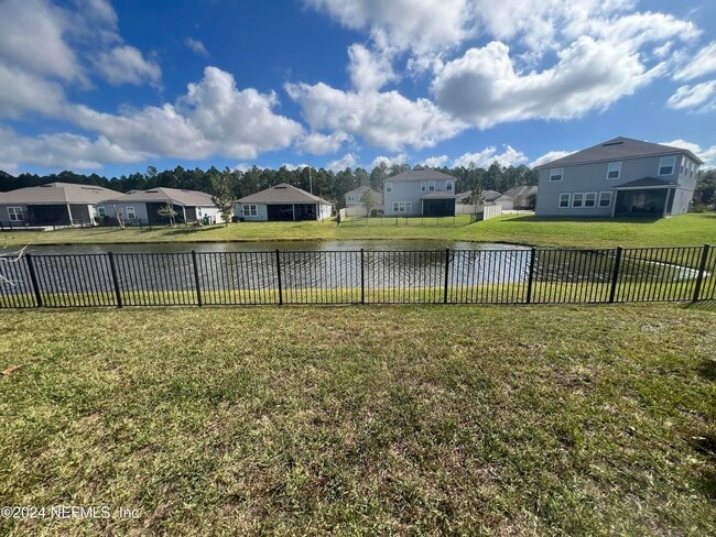 Building Photo - 494 Northside Dr S