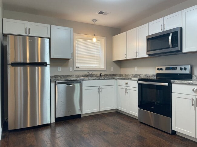 Building Photo - Unit for Rent