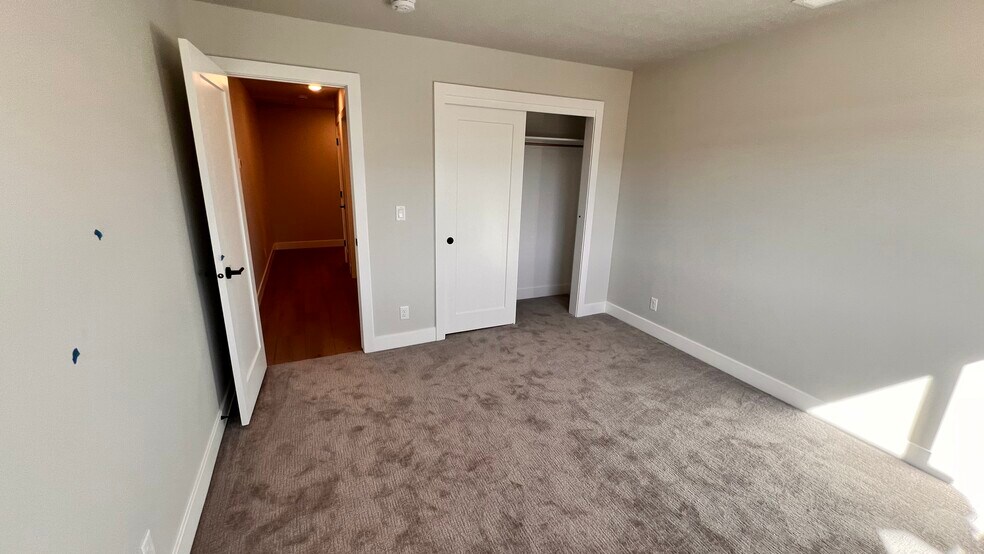 This is the room for rent 2nd bedroom - 3937 E Razor Dr