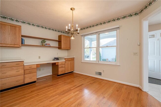 Building Photo - 94 Greenwood Park