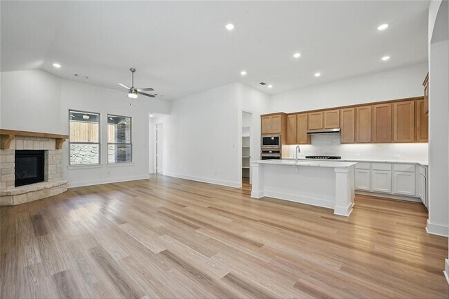 Building Photo - 5060 Westhaven Cir