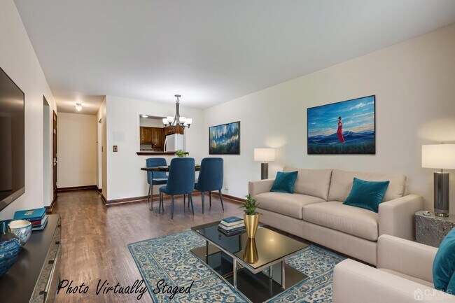 Building Photo - 135 Beverly Hl Ter