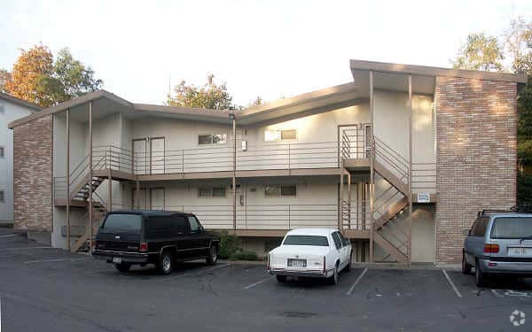 Building Photo - Ridge Park