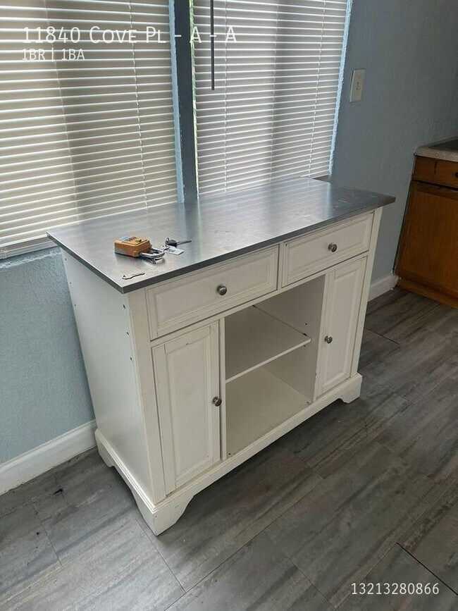 Building Photo - 11840 Cove Pl