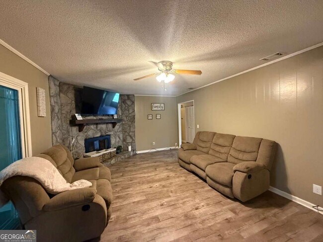 Building Photo - 619 Olmstead Dr