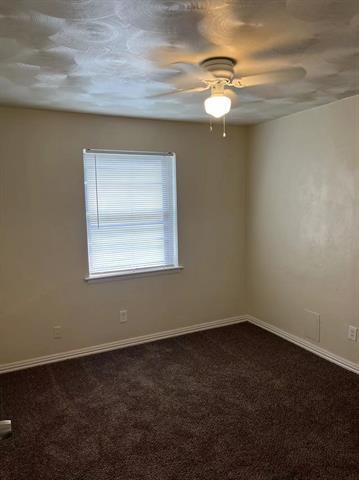 Building Photo - 3200 Santiago Dr