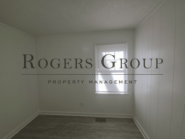 Building Photo - #450 - 240-242 Crozier St Duplex