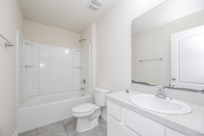 Building Photo - 86269 Express Ct