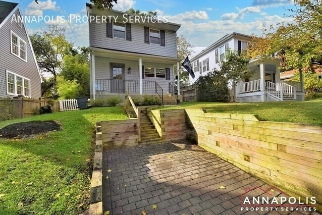 Primary Photo - 105 Woodlawn Ave