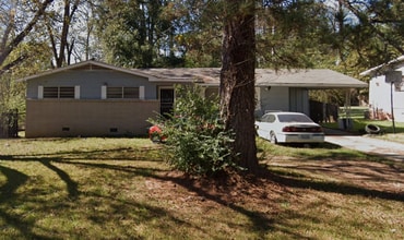 Building Photo - 3 Bedroom 1.5 Bath House for Rent