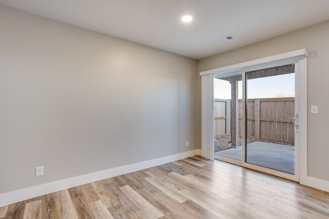 Building Photo - 8833 W Haylee St