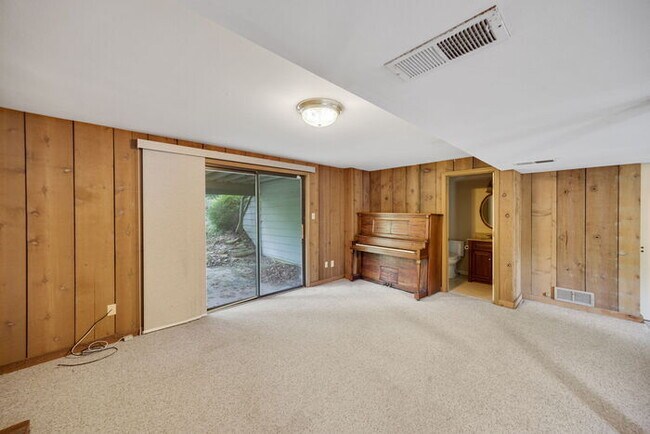 Building Photo - 12819 Huntercreek Rd