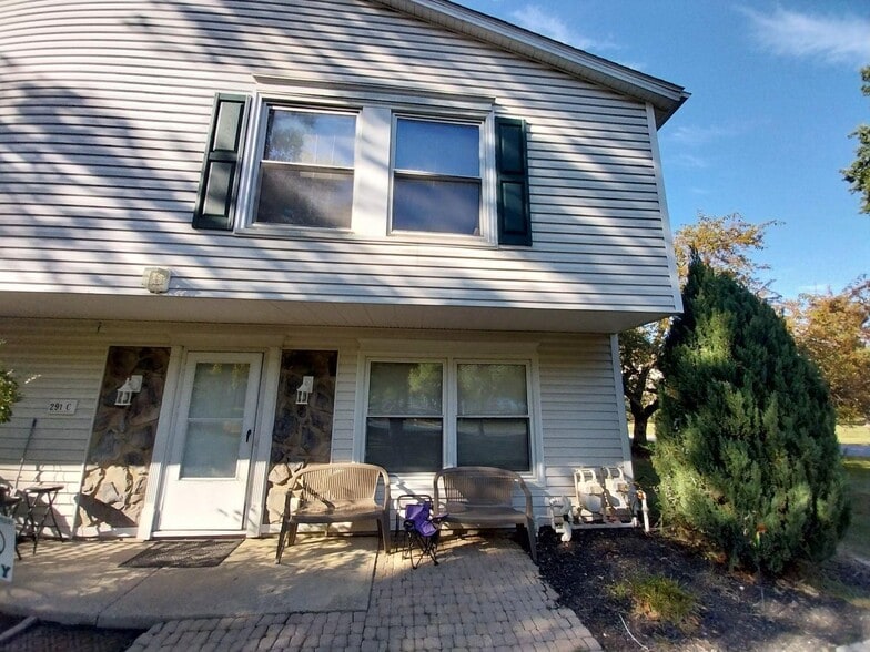 Building Photo - 291 Ivy Hill Ln