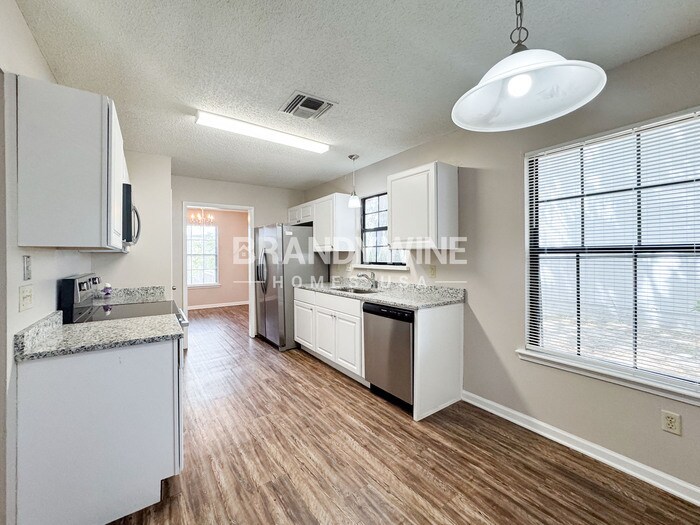 Building Photo - 10848 Copper Hill Dr