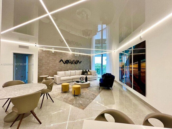 Building Photo - 17301 Biscayne Blvd