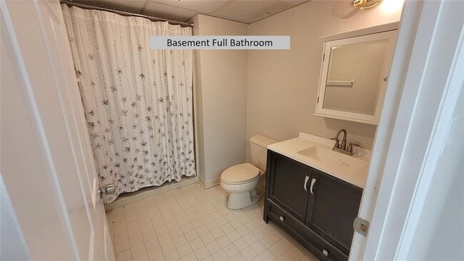 Building Photo - 9610 Farmbrook Ln