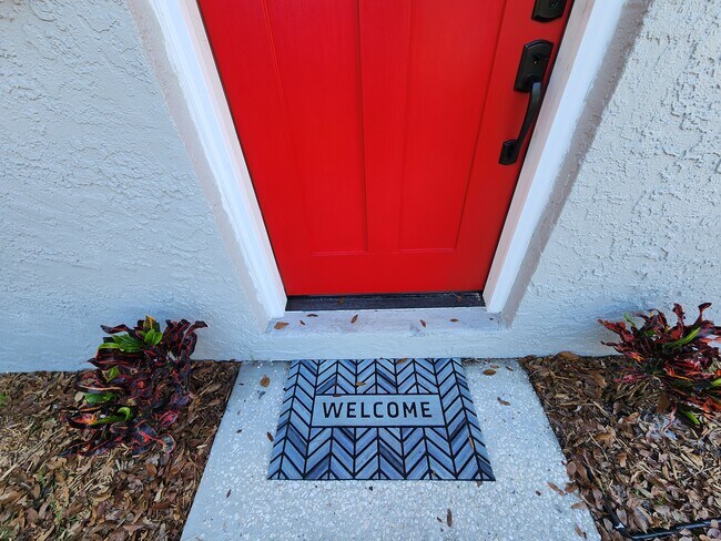 Building Photo - 1773 Tifton Terrace S