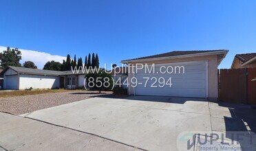 Building Photo - 4 Bedroom 2 Bath Home in the Heart of Mira Mesa. MOVE IN SPECIAL $300 OFF FIRST MONTH'S RENT