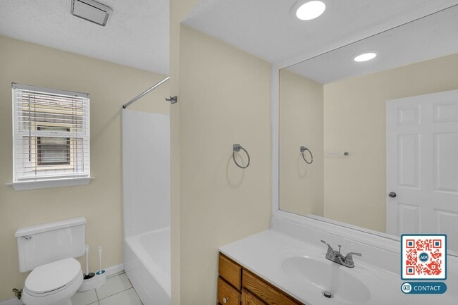 Building Photo - Updated Home in The Gatherings: A Hilton H...