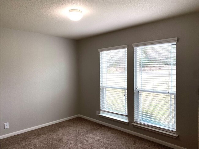 Building Photo - 2219 Stonehaven