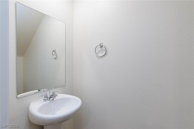 Building Photo - 6061 Amaryllis Fls St