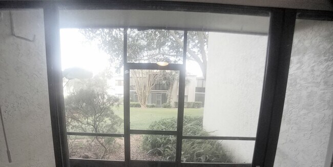 Building Photo - Cozy 1/1 Condo for rent at Wimbledon Park ...