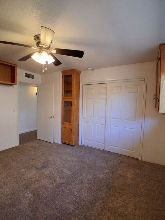 Building Photo - Updated Single-Story 3BR Home with Spacious Living Areas & Convenient Location!