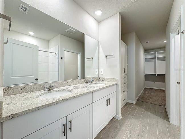 Building Photo - 7329 Boggy Crk Pl