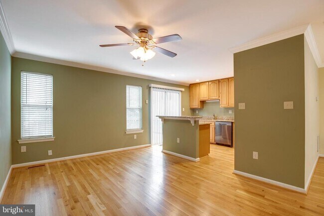 Building Photo - 6113 George Baylor Dr