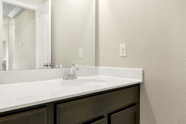 Building Photo - 128 Cipressi Cove