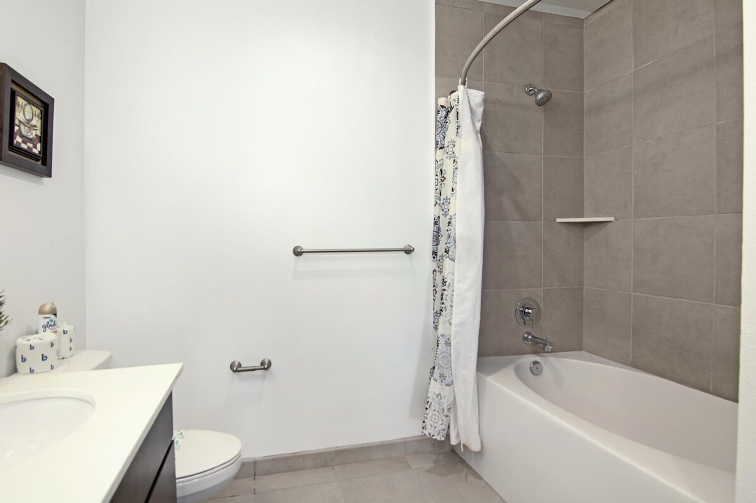 Building Photo - 2022 Holcombe Blvd